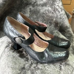 Seychelles vintage shoe